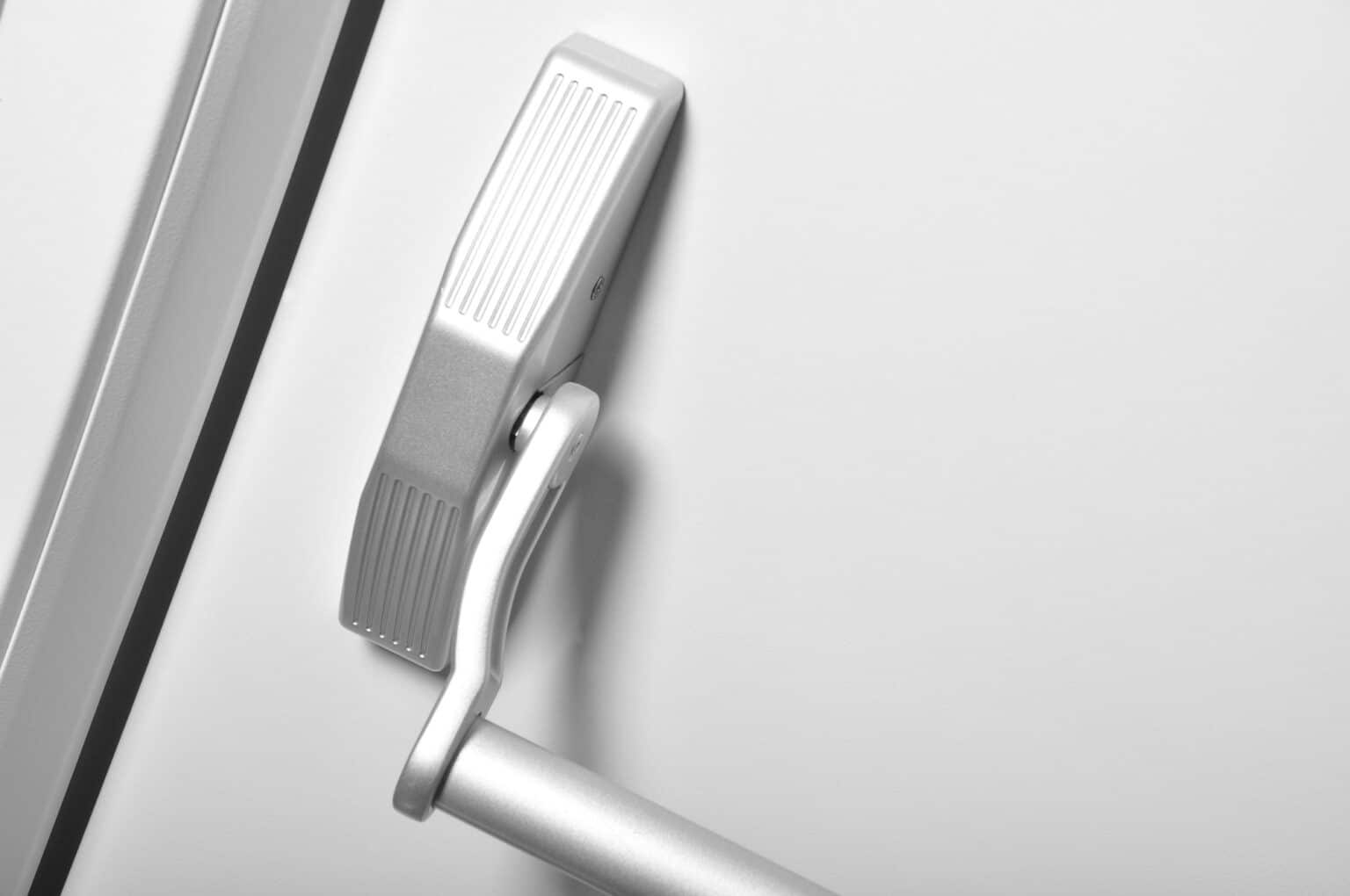 Reasons to Use Panic Bars on Your Doors